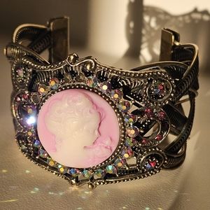 ANTIQUE CUFF BRACELET